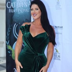 Meet your Posher, Steffanie